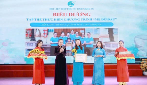 “Mẹ đỡ đầu” – điểm tựa nhân ái cho hàng nghìn trẻ mồ côi ở Nghệ An